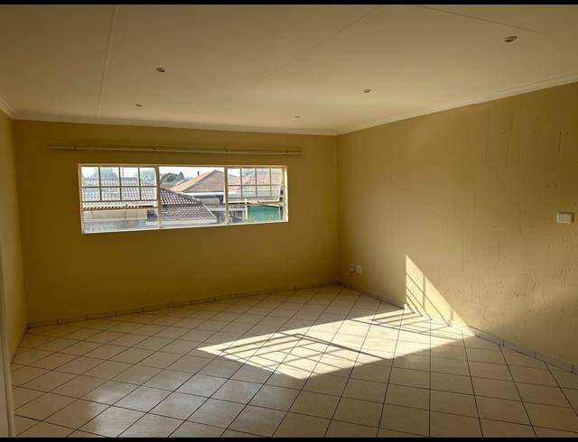 2 BEDROOM APARTMENT FOR SALE IN KENLEAF